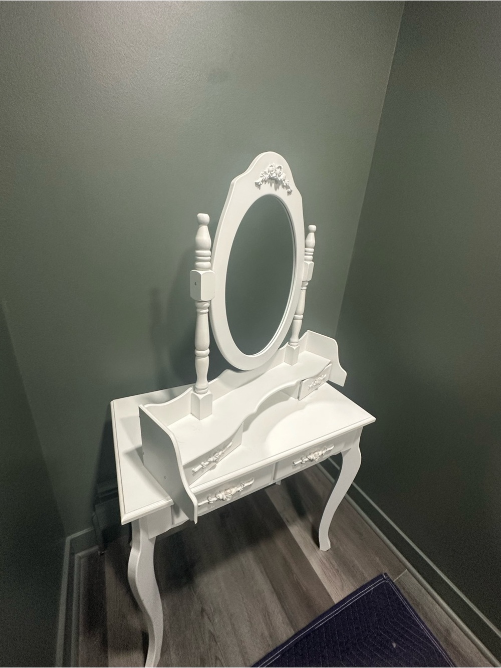 White Vanity Dressing Table with Oval Mirror - Picture 4 of 7